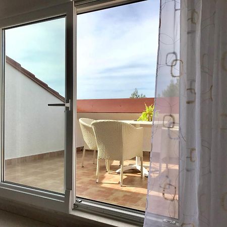 Apartment Vita Mali Lošinj Oda fotoğraf